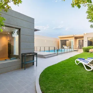 4* Resort The Corner -